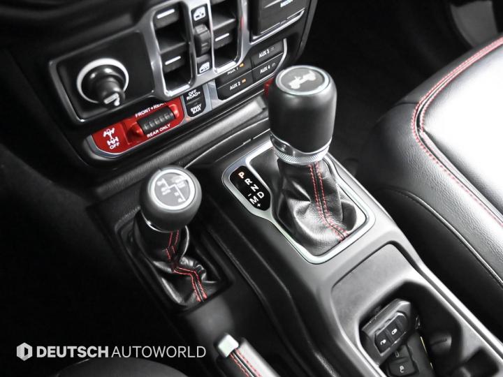 Jeep Wrangler JL 2.0 Rubicon Power Top 4 Duo Base Type 10