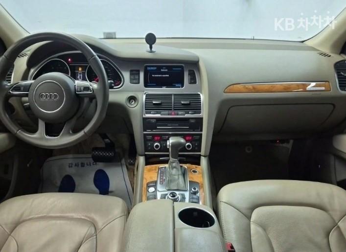 Audi Q7 3.0 TDI Quattro Dynamic 8