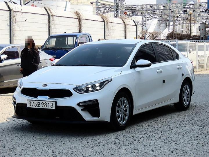 Kia K3 1.6 Gasoline Standard 3