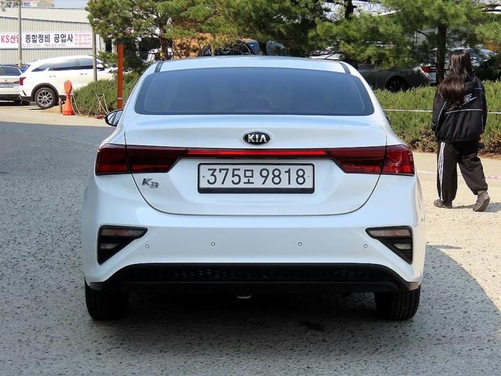Kia K3 1.6 Gasoline Standard 5