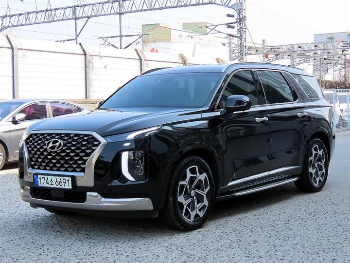Hyundai Palisade 3.8 Gasoline AWD Calligraphy 3