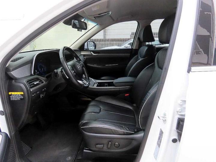 Hyundai Palisade 3.8 Gasoline AWD Exclusive 6