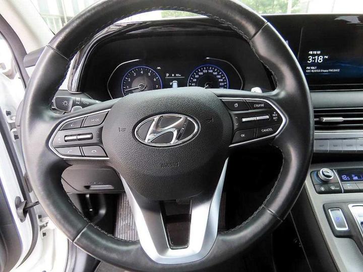 Hyundai Palisade 3.8 Gasoline AWD Exclusive 9