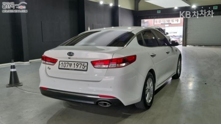 Kia K5 2.0 LPI Luxury 3