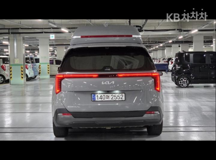 Kia Carnival D2.2 Signature 3