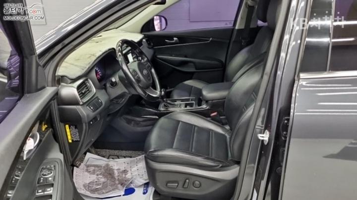 Kia Sorento Diesel 2.0 2WD Prestige 10