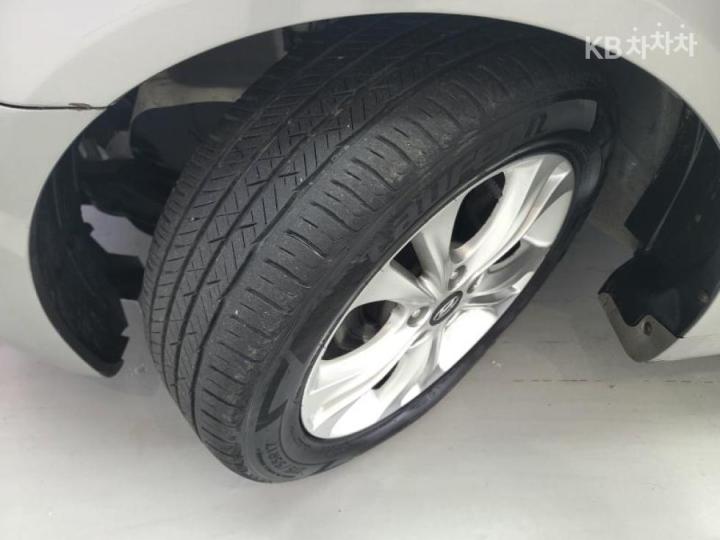 Hyundai Sonata YF Y20 Top Premium Type 8