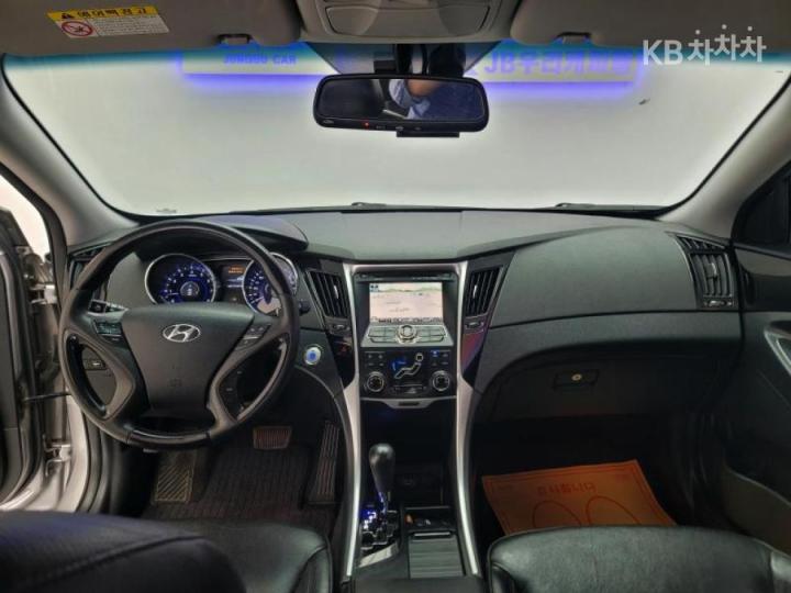 Hyundai Sonata YF Y20 Top Premium Type 10