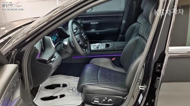 Genesis G90 RS4 3.5T AWD Base Type 10