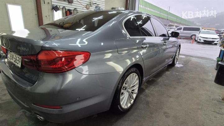 BMW 5 Series G30 520d M Sport Plus 7