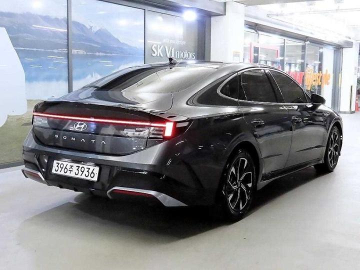 Hyundai Sonata The Edge DN8 2.0 Exclusive 5