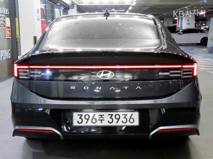 Hyundai Sonata The Edge DN8 2.0 Exclusive 6