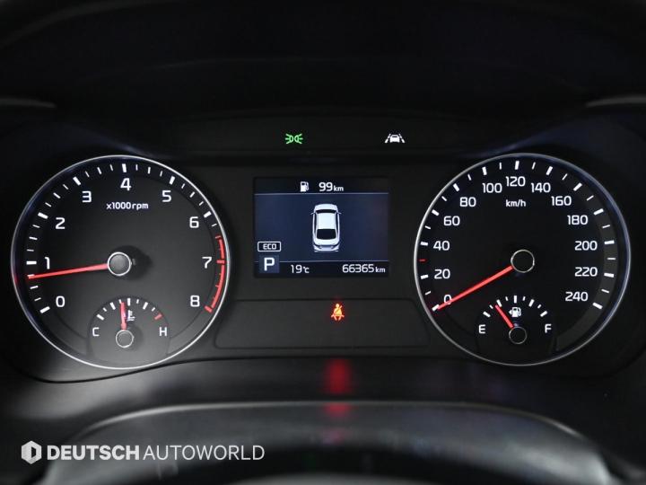 Kia K3 1.6 Gasoline Standard 9