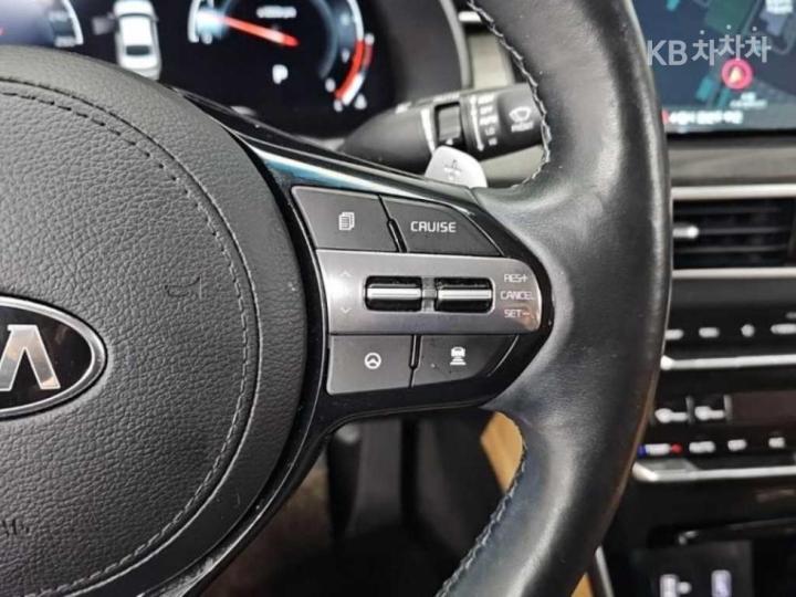 Kia K7 Premier 2.5 GDi X Edition 8