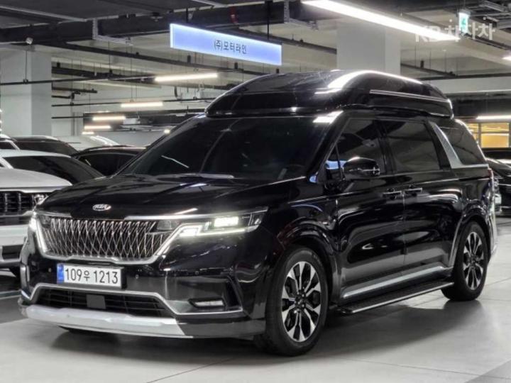 Kia Carnival High Limousine G3.5 GDI Signature