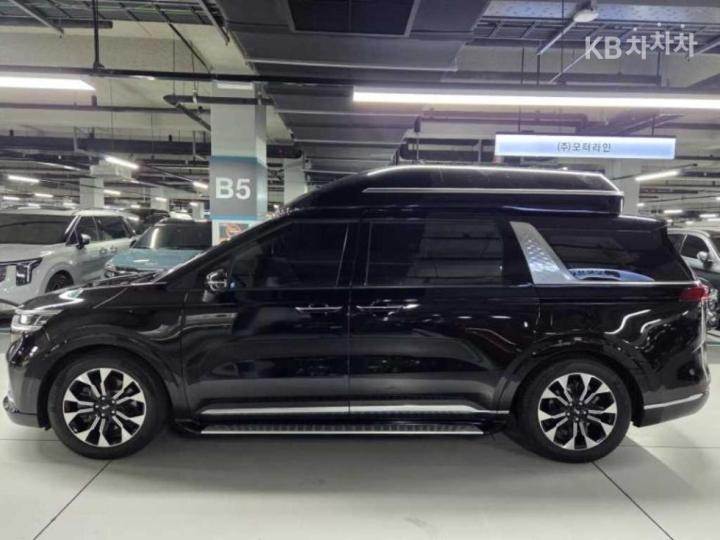Kia Carnival High Limousine G3.5 GDI Signature 4