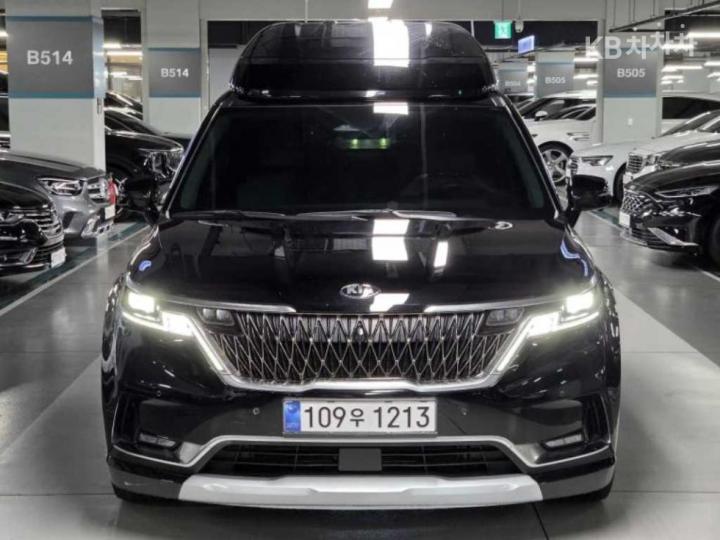 Kia Carnival High Limousine G3.5 GDI Signature 5