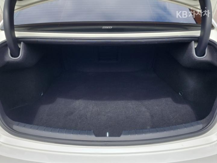 Kia K7 2.4 GDi Limited 10