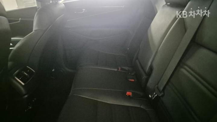 Kia Sorento Diesel 2.0 2WD Prestige 10