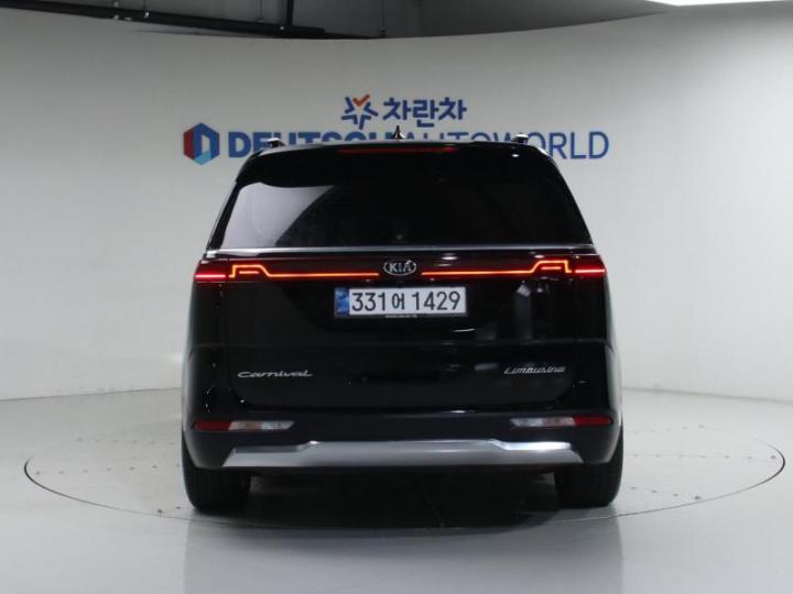 Kia Carnival G3.5 GDI Signature 5