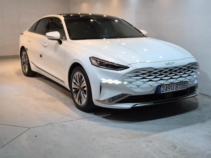 Kia K8 Hybrid 1.6 Turbo Signature Special 3