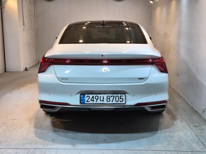 Kia K8 Hybrid 1.6 Turbo Signature Special 4