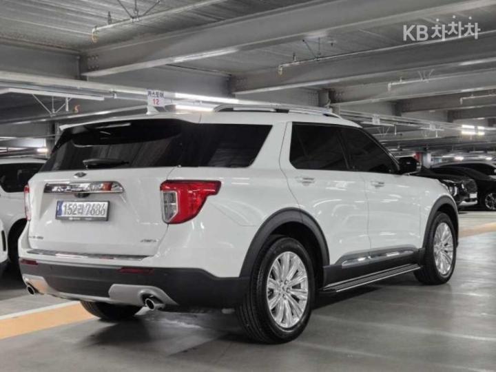 Ford Explorer Gasoline Turbo 2.3 AWD Limited 4