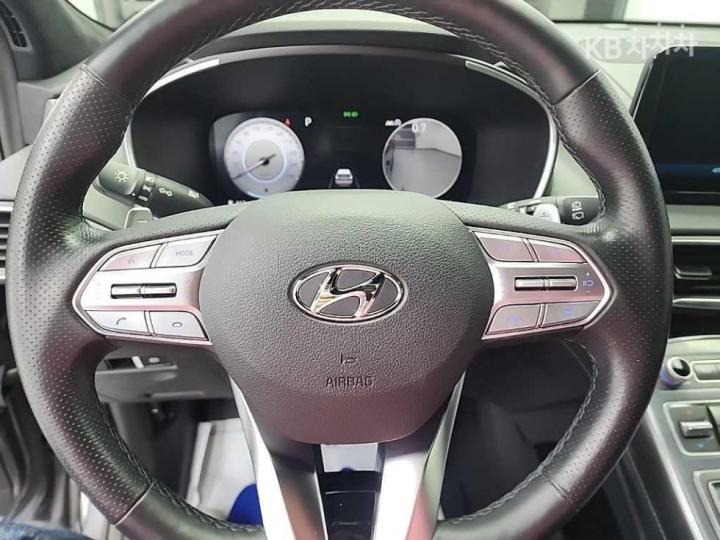 Hyundai Santa Fe TM Diesel 2.2 4WD Calligraphy 10