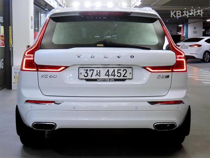 Volvo XC60 B5 Inscription 6