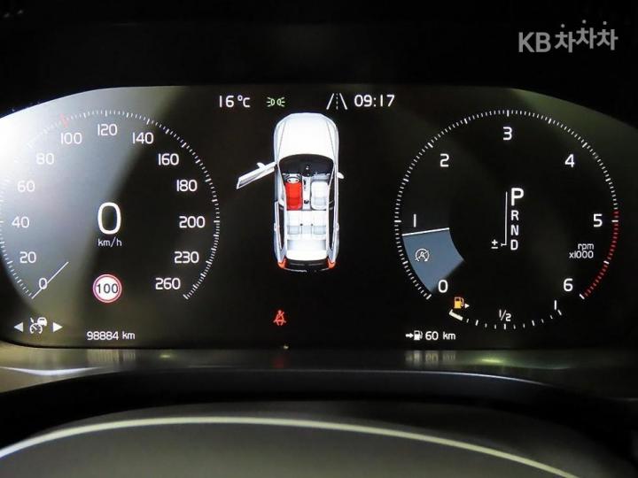 Volvo XC60 B5 Inscription 10