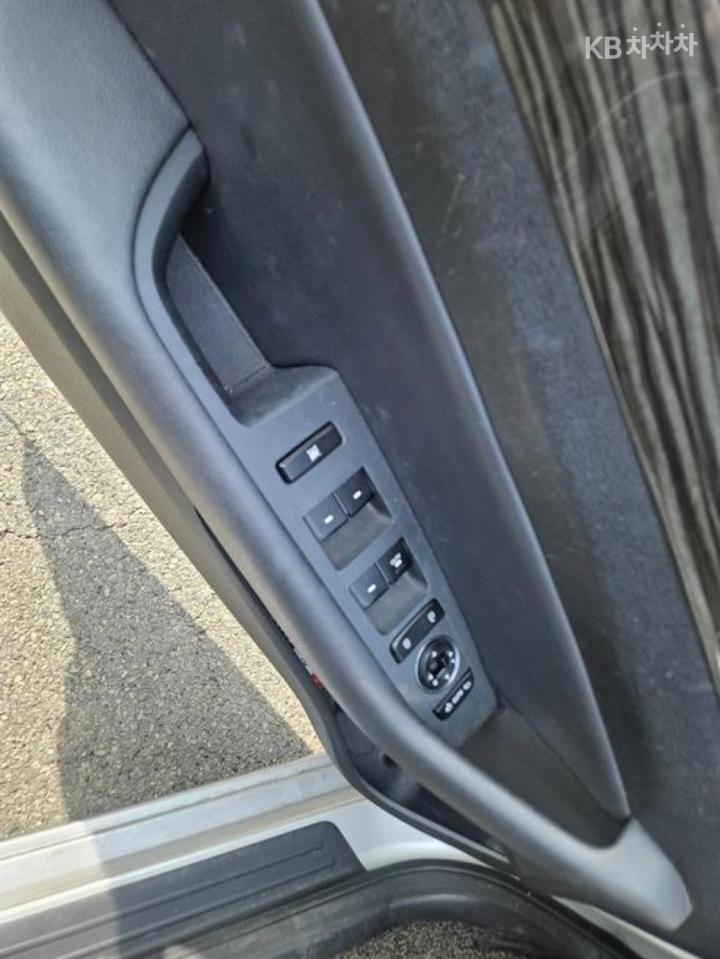 Hyundai Sonata LF 2.0 Smart Base Type 6