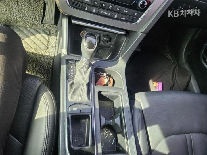 Hyundai Sonata LF 2.0 Smart Base Type 10