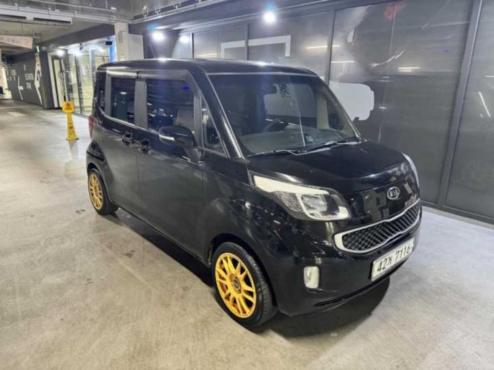 Kia Ray 1.0 Gasoline Luxury