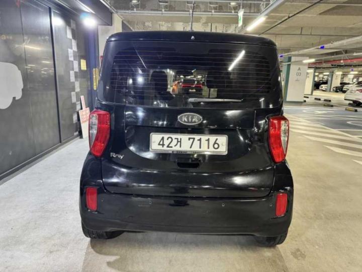 Kia Ray 1.0 Gasoline Luxury 6