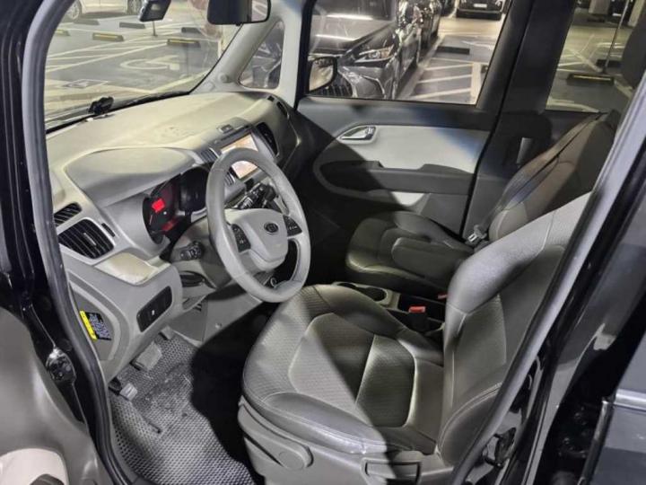 Kia Ray 1.0 Gasoline Luxury 7