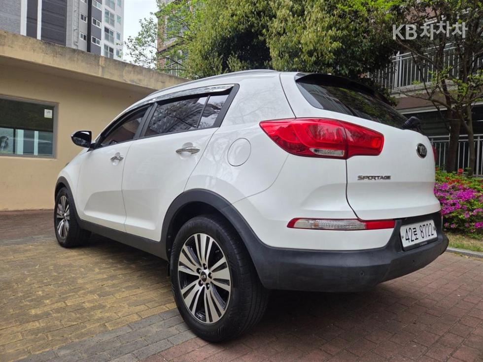 2014 - kia sportage