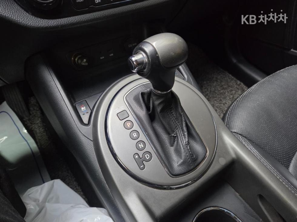2014 - kia sportage