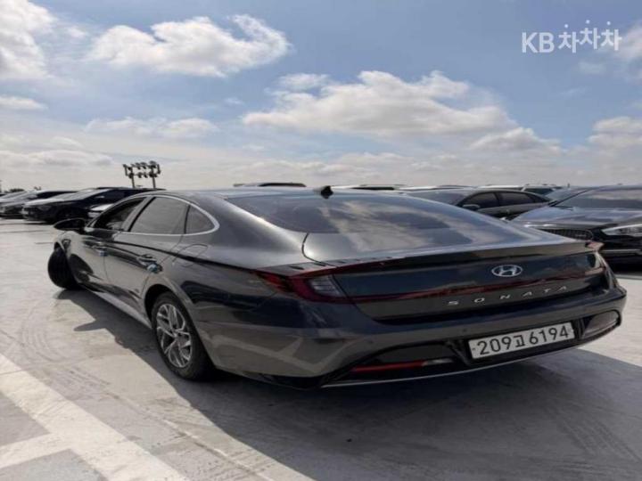 Hyundai Sonata DN8 2.0 Sensuous Modern 3