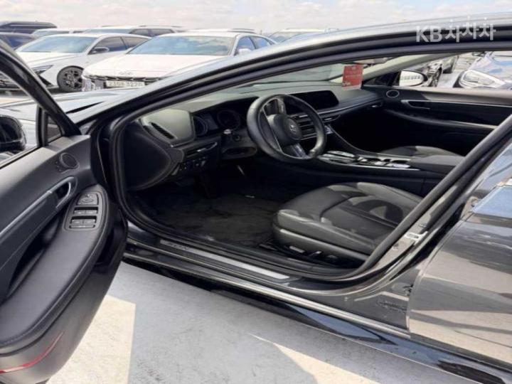 Hyundai Sonata DN8 2.0 Sensuous Modern 4