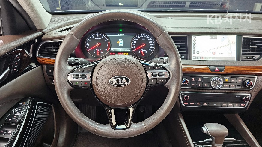 2017 - kia k7