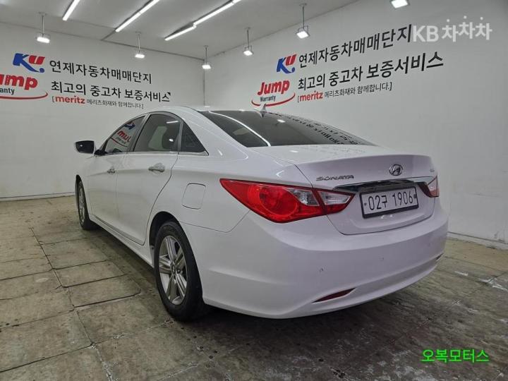 Hyundai Sonata The LPI Modern 6