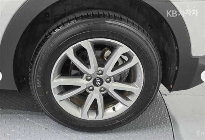 Hyundai Santa Fe DM R2.0 2WD MODERN 4