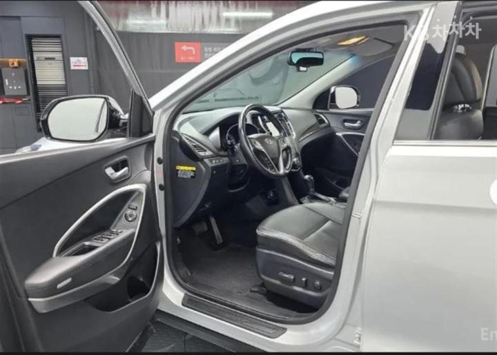 Hyundai Santa Fe DM R2.0 2WD MODERN 8