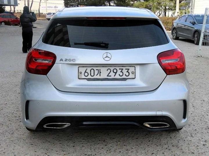 Mercedes-Benz A-Class A200 W176 5