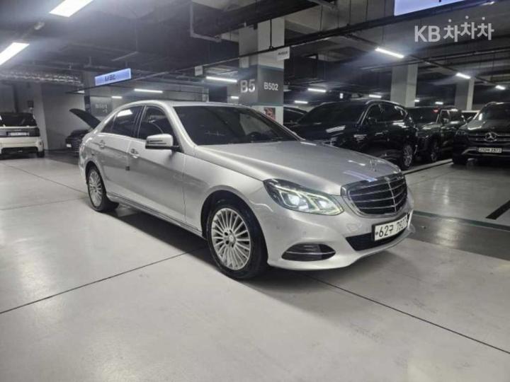 Mercedes-Benz E-Class New E300 Avantgarde W212 2009-2013 3