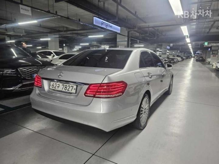 Mercedes-Benz E-Class New E300 Avantgarde W212 2009-2013 5