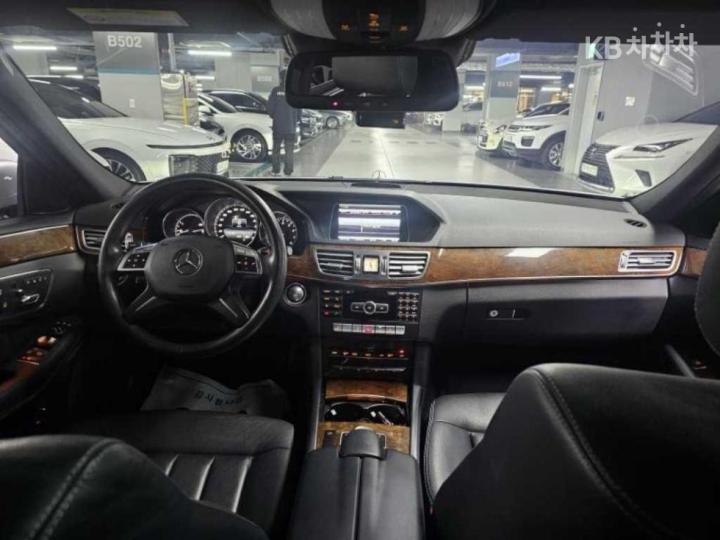 Mercedes-Benz E-Class New E300 Avantgarde W212 2009-2013 9