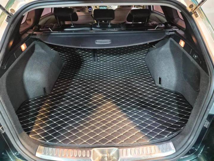 Hyundai i40 1.7 VGT MODERN 6