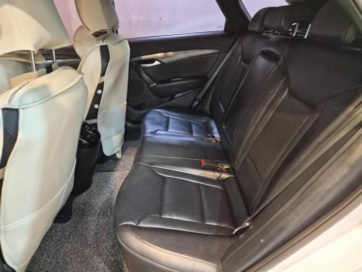 Hyundai i40 1.7 VGT MODERN 7