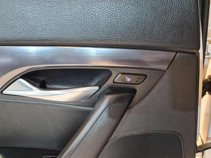 Hyundai i40 1.7 VGT MODERN 8